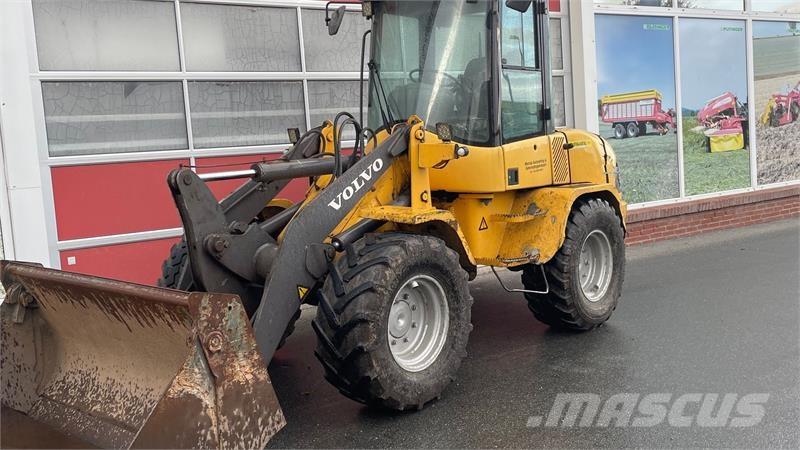 Volvo L35B Kolesni nakladalci