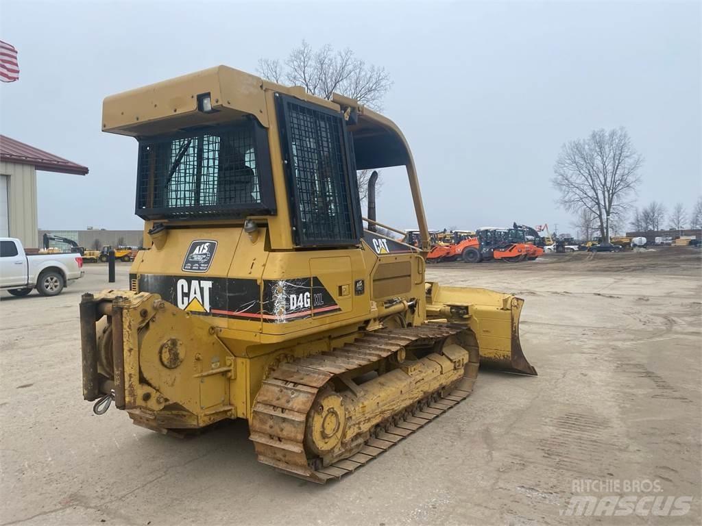 CAT D4G XL Buldožerji goseničarji