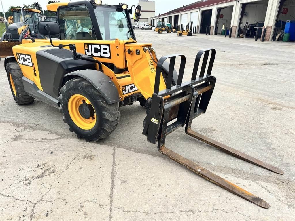 JCB 525-60 Teleskopski viličarji
