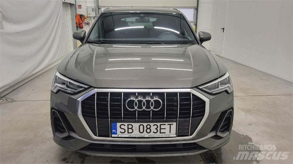 Audi Q3 Avtomobili