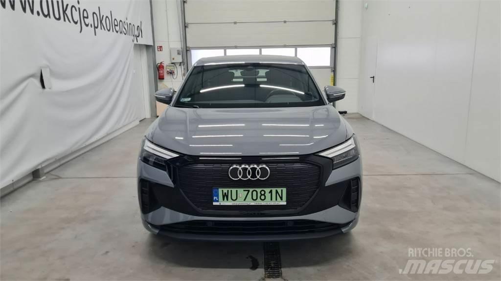 Audi Q4 Avtomobili