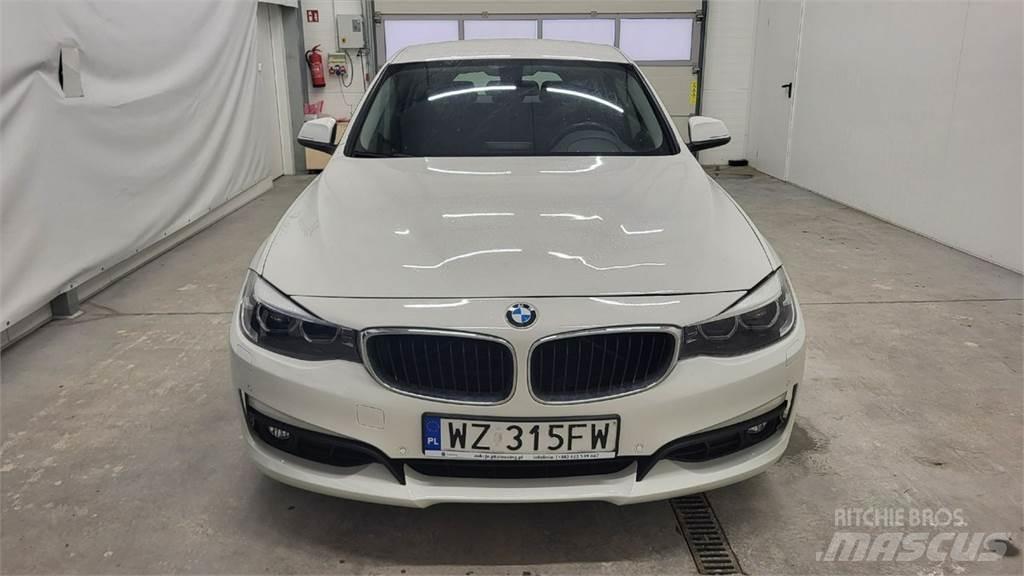 BMW 320 Avtomobili