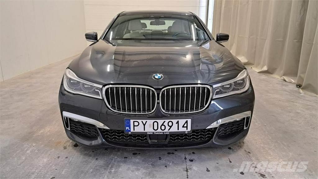 BMW 730 Avtomobili