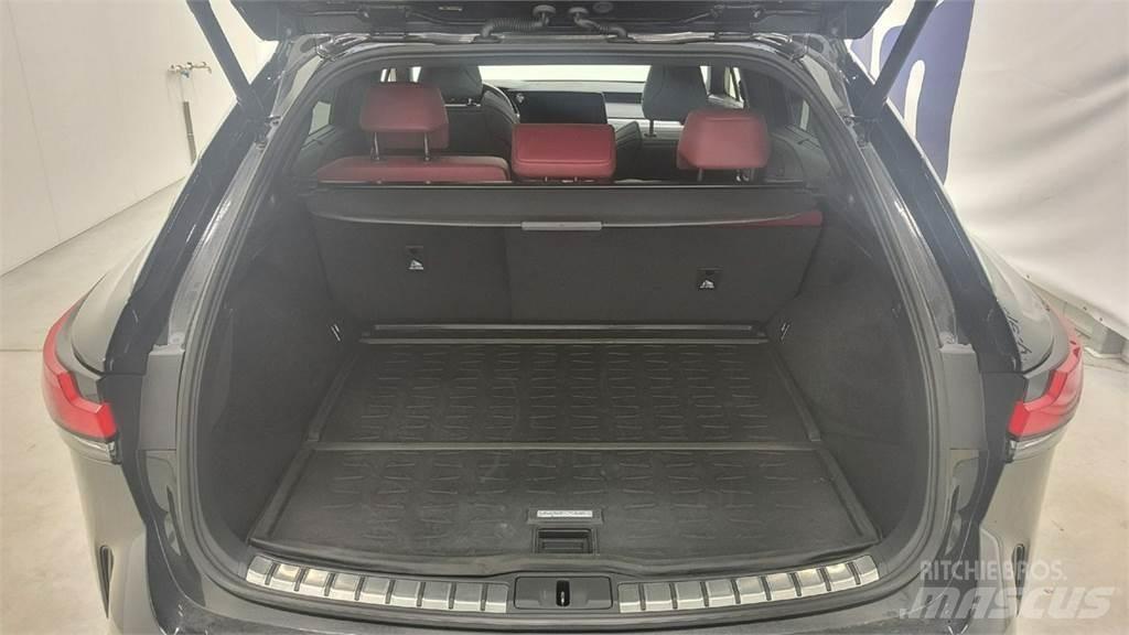 Lexus RX Avtomobili