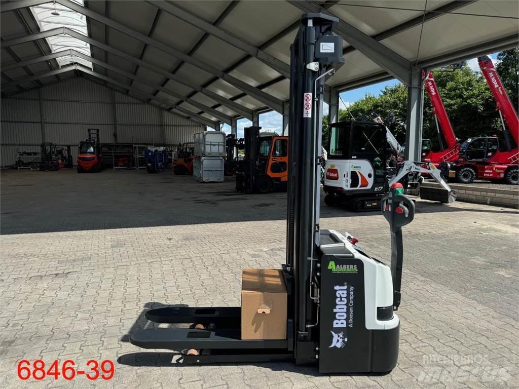 Bobcat BSL 16 N 7 Ročni električni viličar