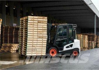 Bobcat D 30 S 9 Dizelski viličarji