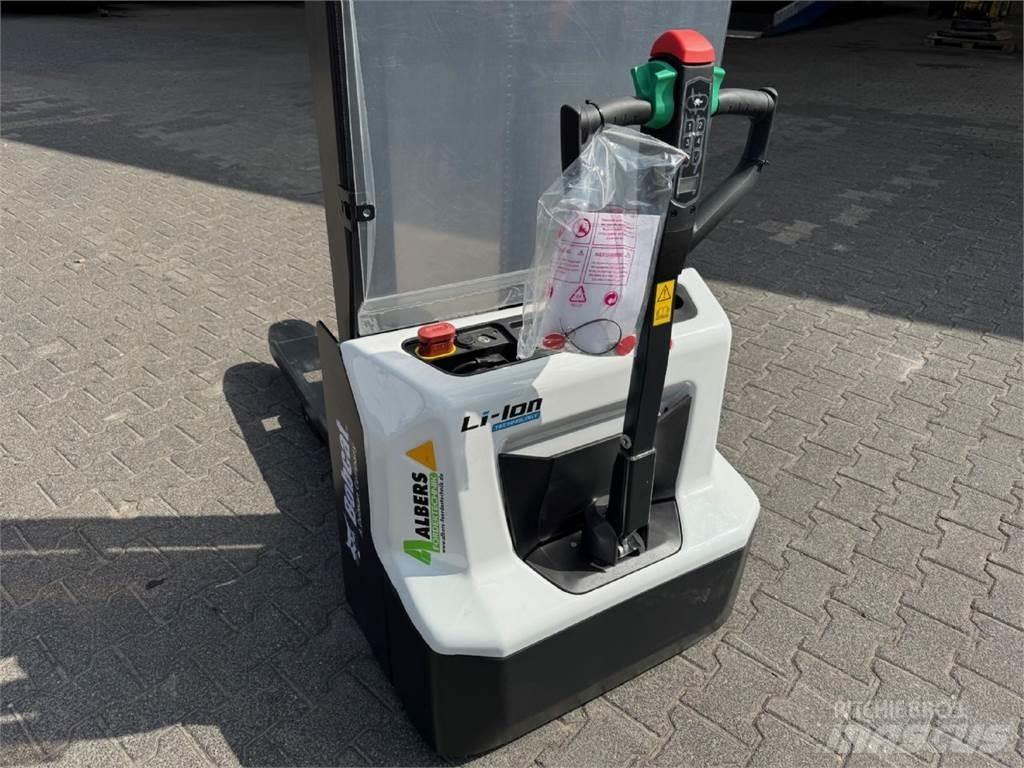 Bobcat LSM 12 N -7 Ročni električni viličar