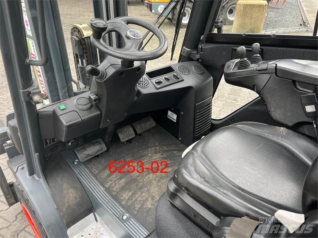 Linde H 30 T 02 EVO Plinski viličarji