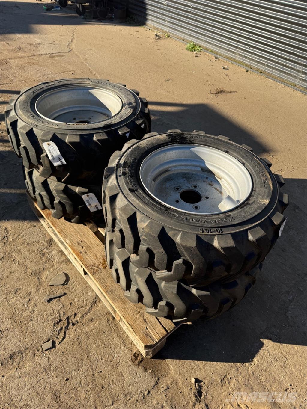  10-16.5 Gume, kolesa in platišča