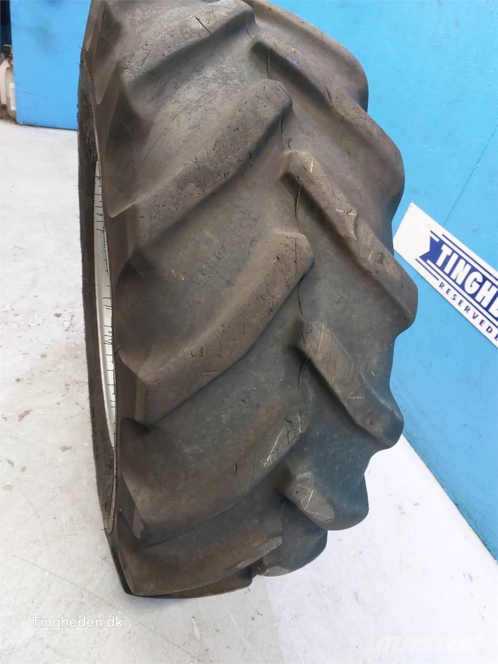  24 460/70R24 Gume, kolesa in platišča