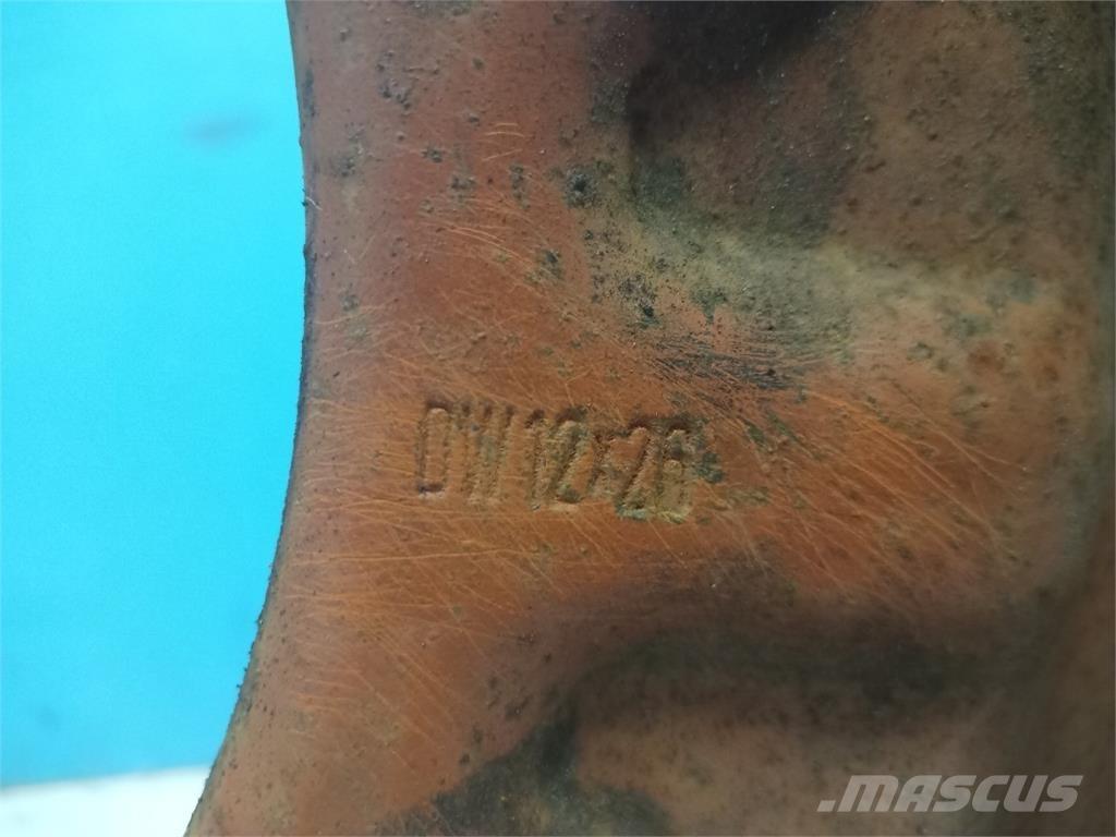  26 DW12X26 Gume, kolesa in platišča