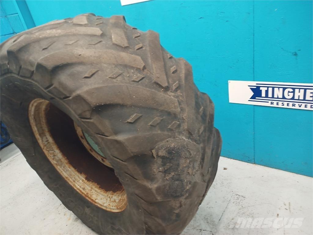  28 540/65R28 Gume, kolesa in platišča