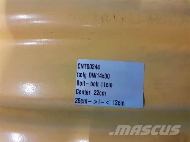  30'' 14X30 Gume, kolesa in platišča