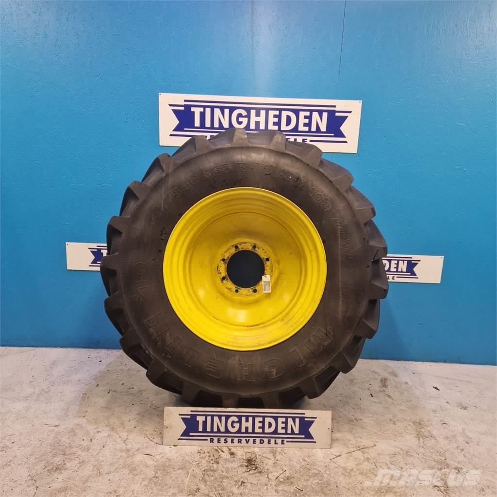  30 540/65 R30 Gume, kolesa in platišča