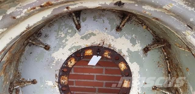  32 24.5-32 Gume, kolesa in platišča