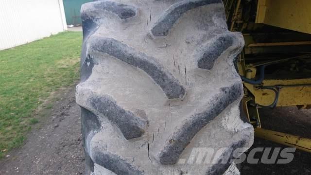  32 30.5L-32 Gume, kolesa in platišča