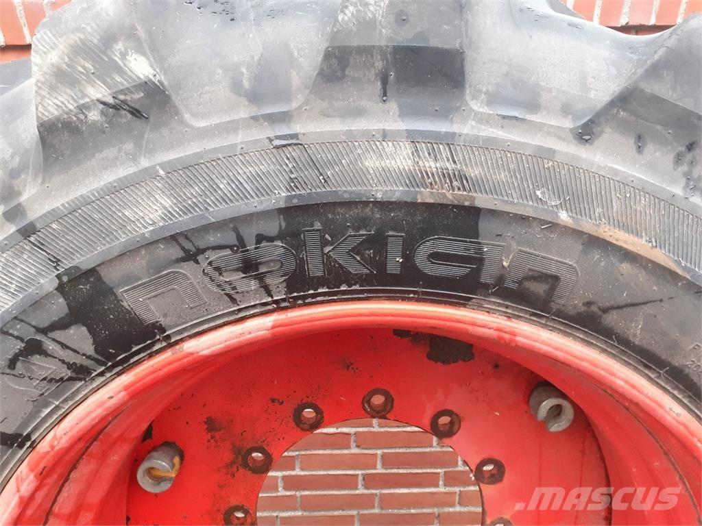  34 600/65R34 Gume, kolesa in platišča