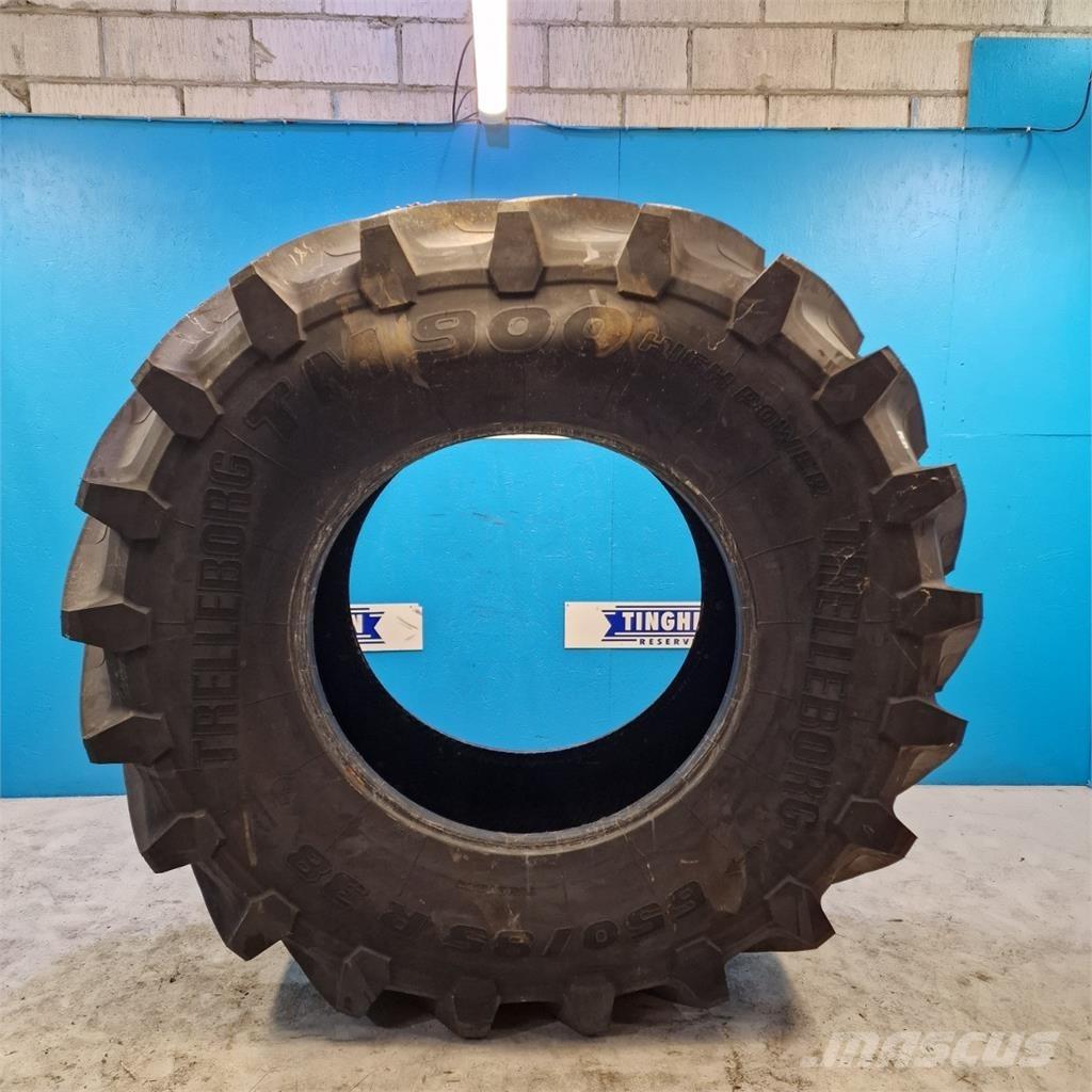  38 650/85R38 Gume, kolesa in platišča