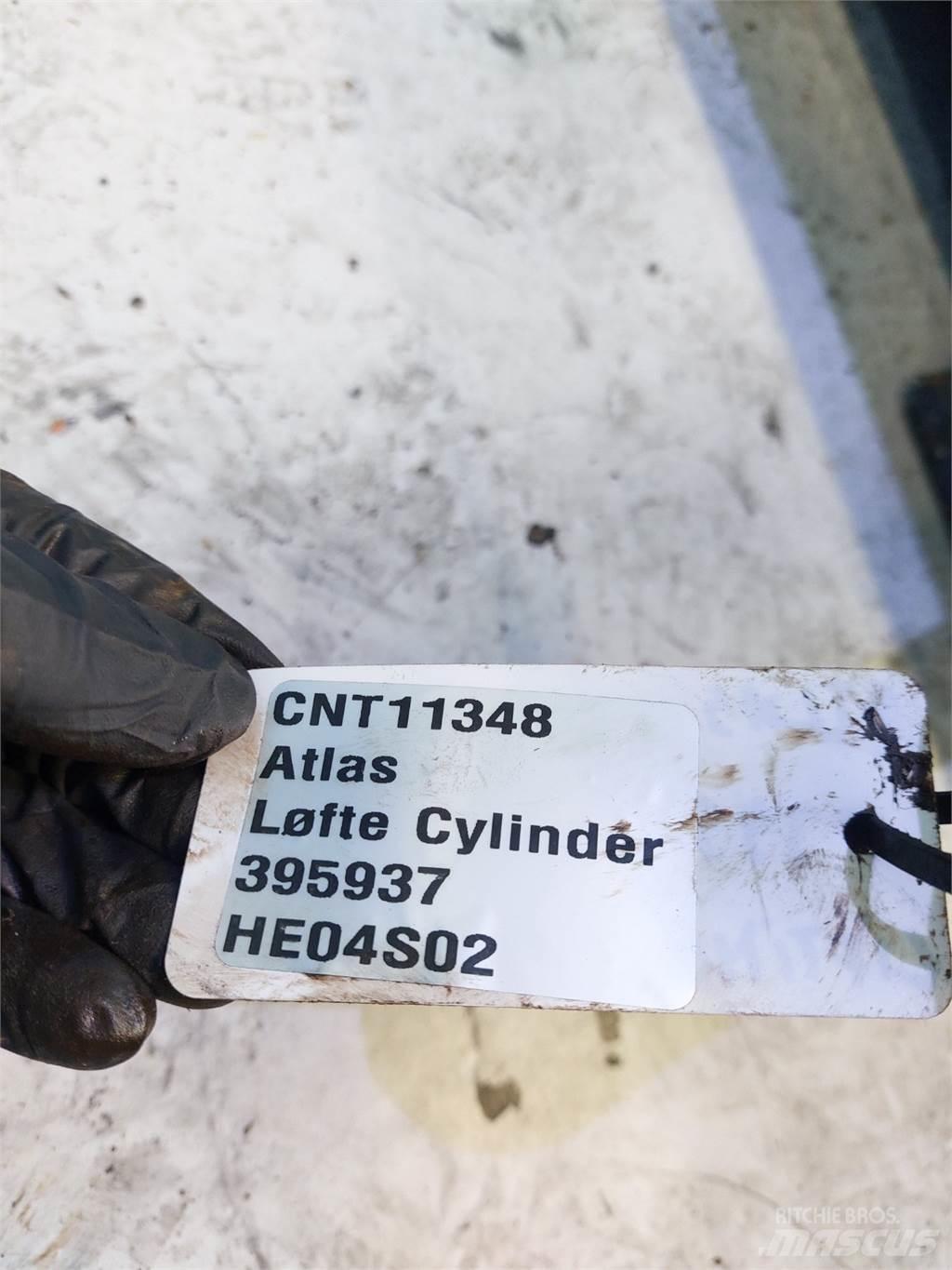 Atlas AR60 Boom in dipper roke