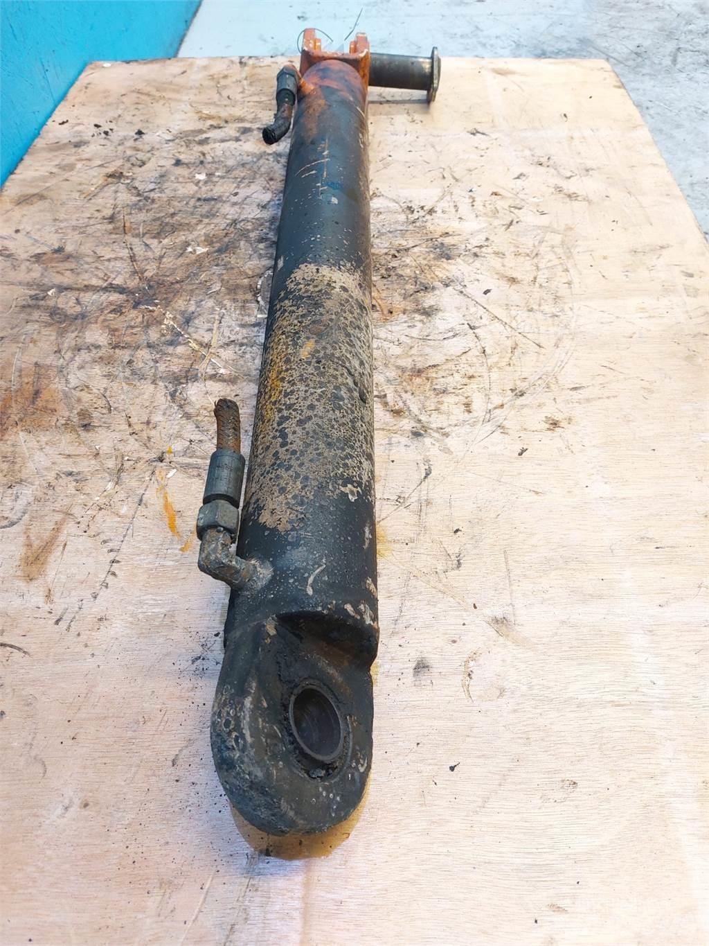 Atlas AR60 Boom in dipper roke