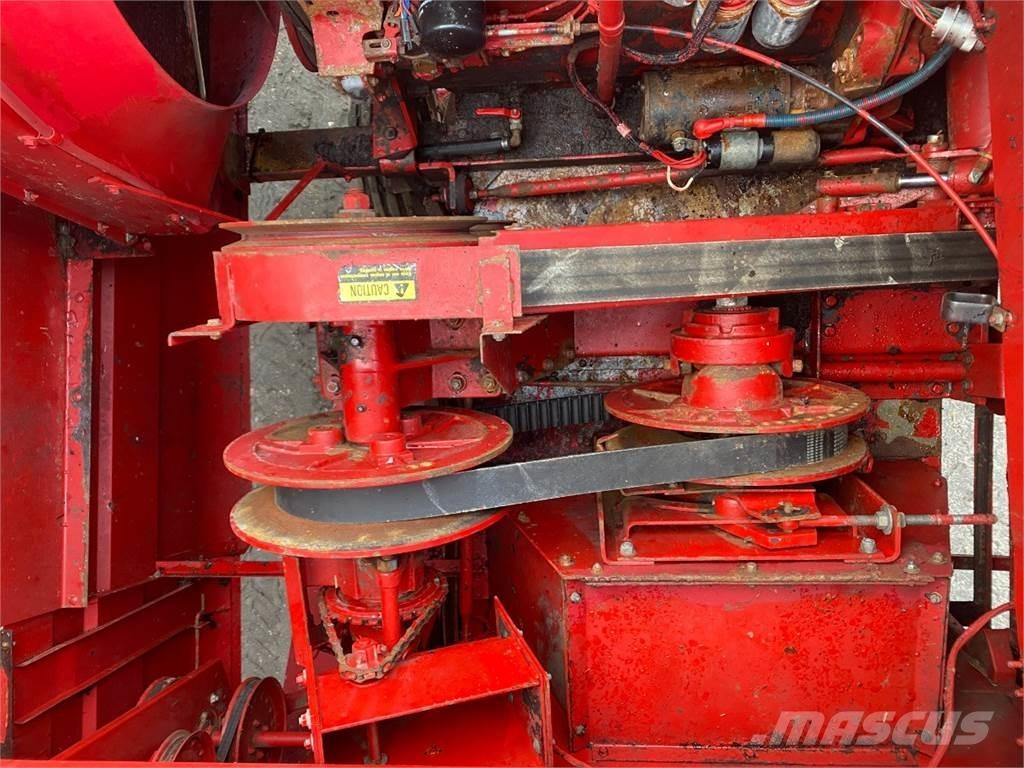 CASE 1620 Kombajni