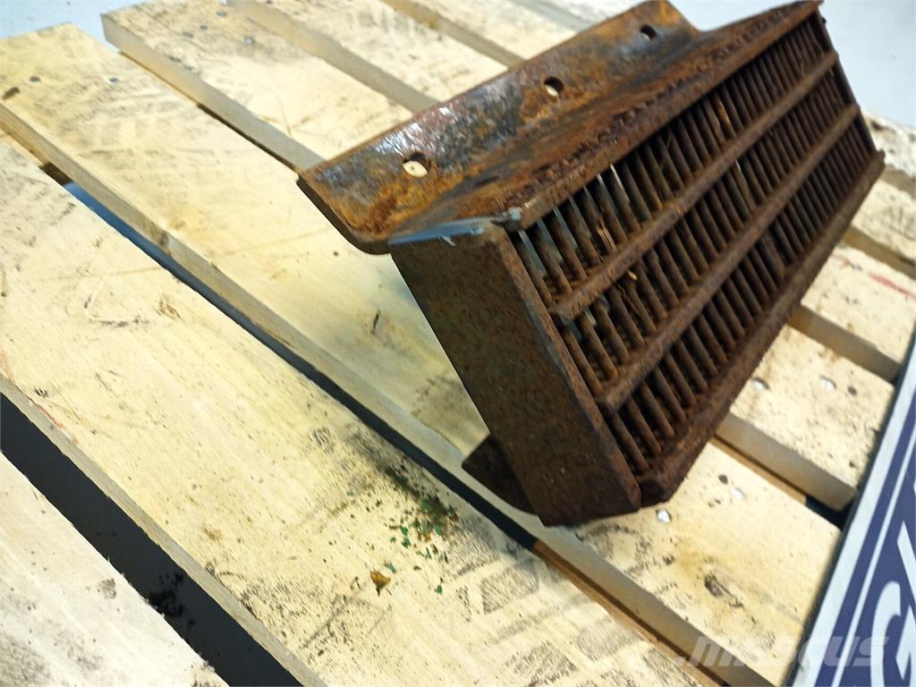 CASE 1640 Dodatna oprema za kombajne