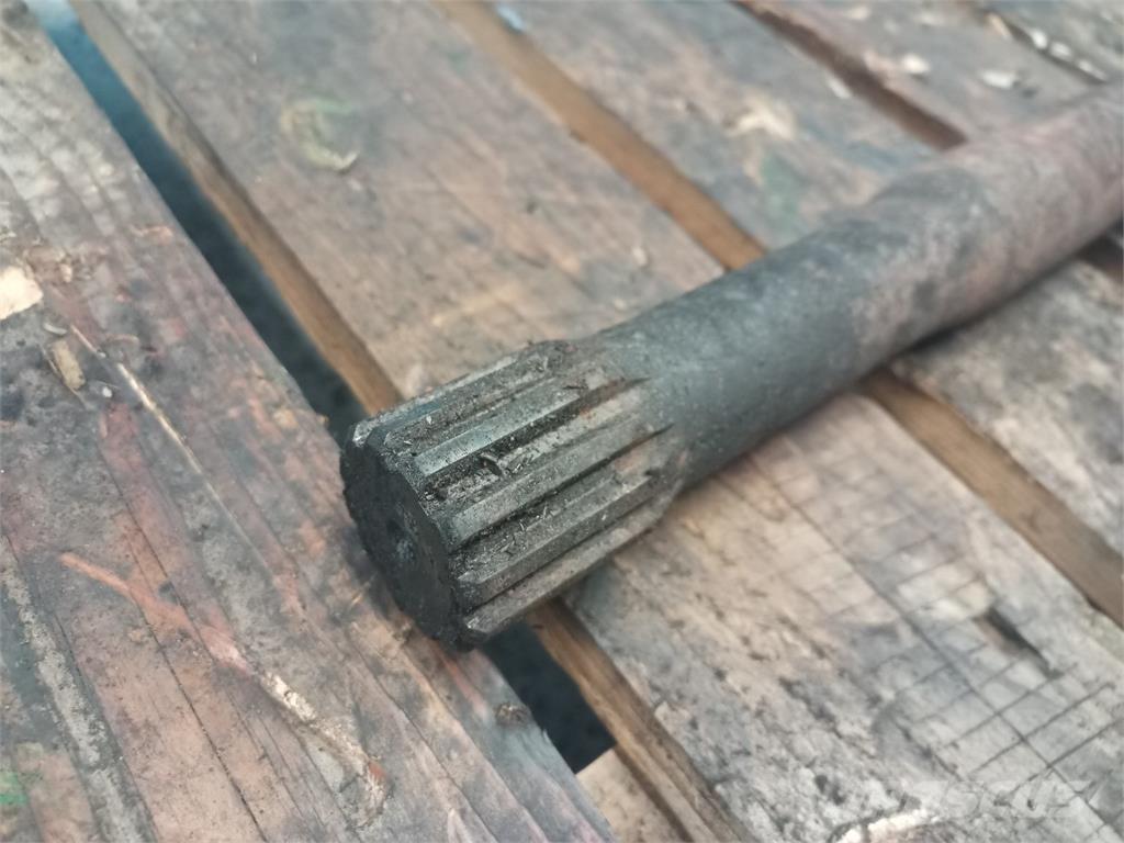 CASE 1640 Menjalnik