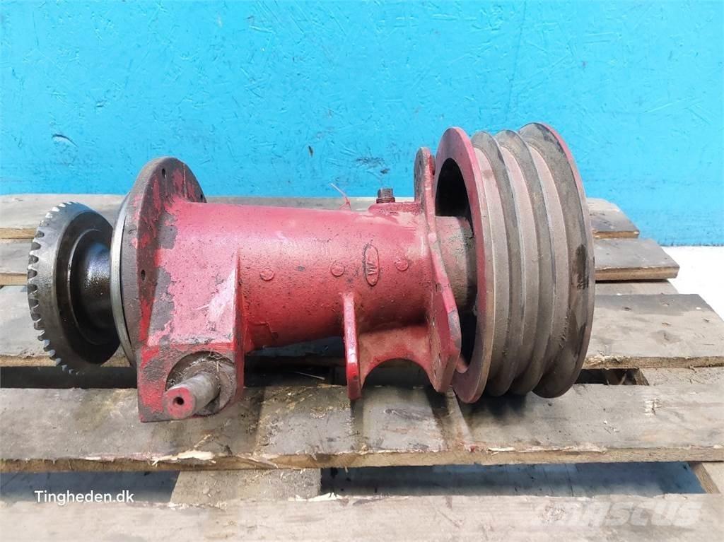 CASE 1660 Menjalnik