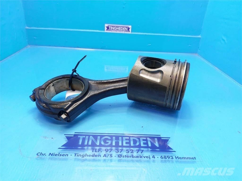 CASE 7010 Motorji