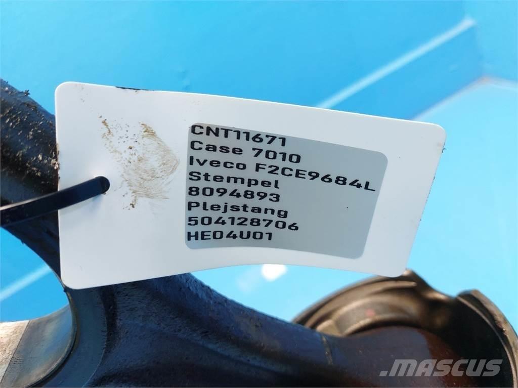 CASE 7010 Motorji