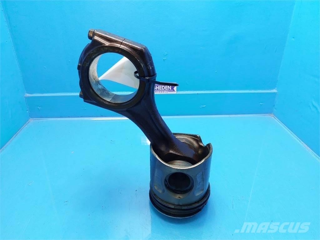 CASE 7010 Motorji