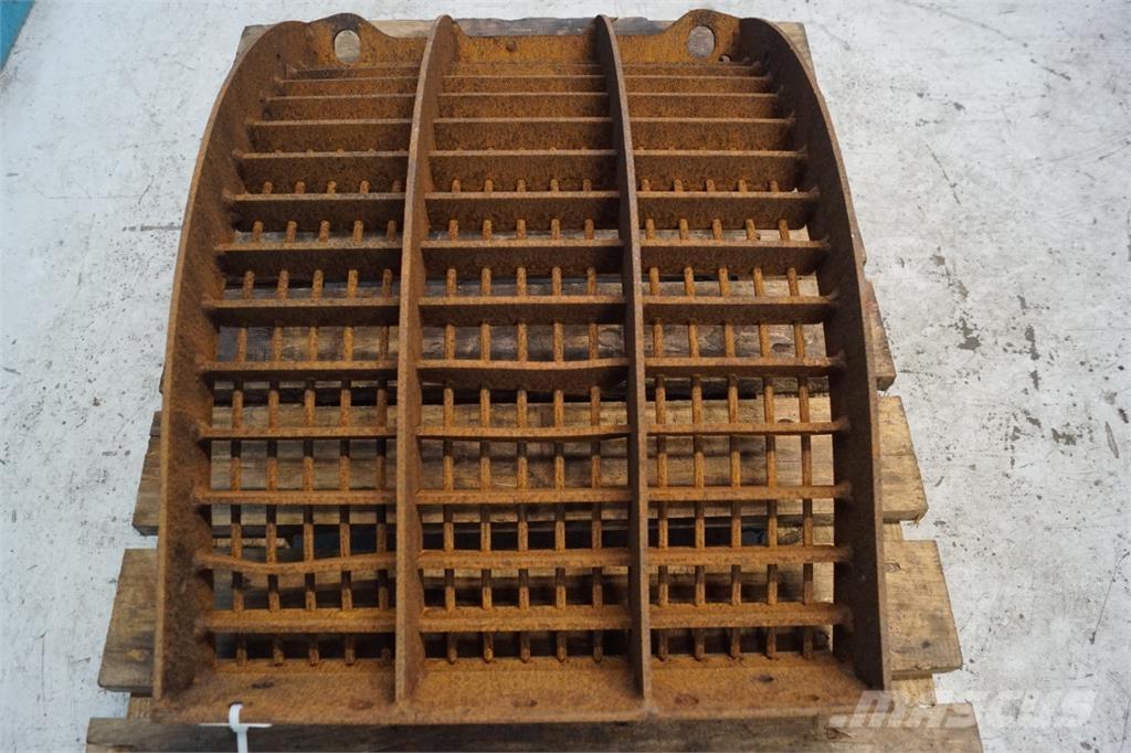 CASE 8010 Dodatna oprema za kombajne