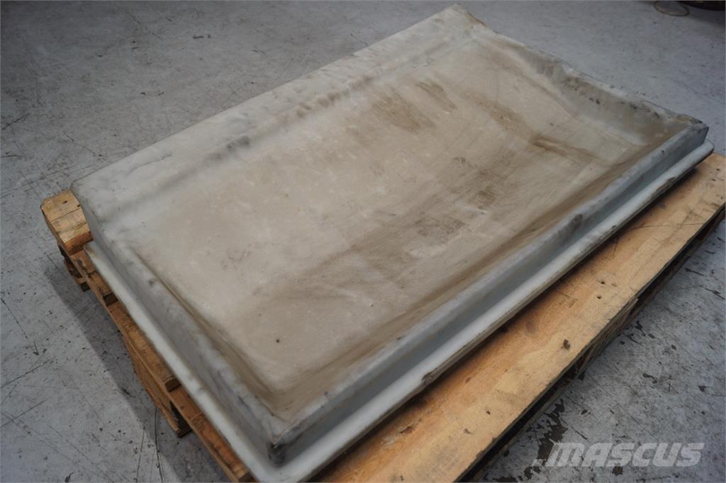 CASE 8010 Kmetijstvo - drugo