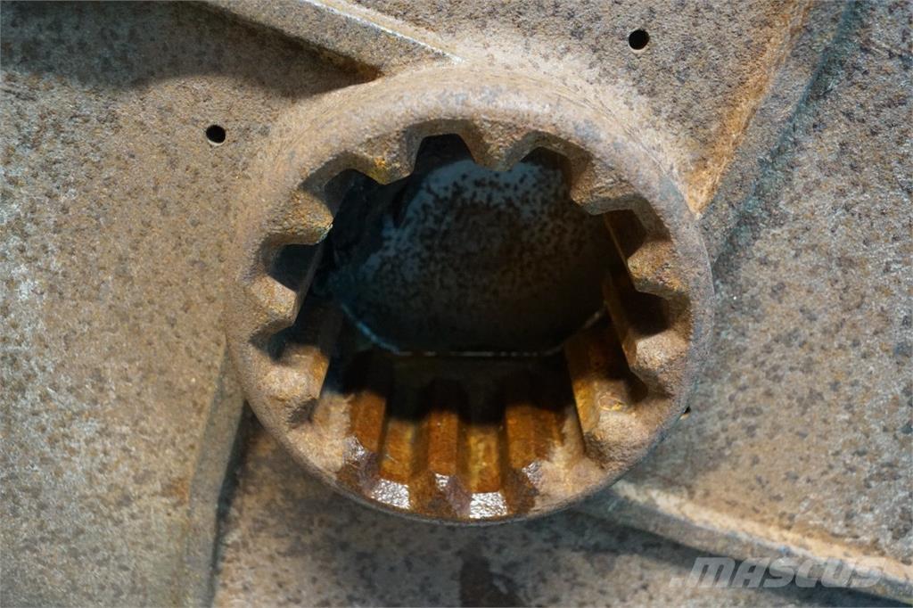 CASE 8010 Dodatna oprema za kombajne