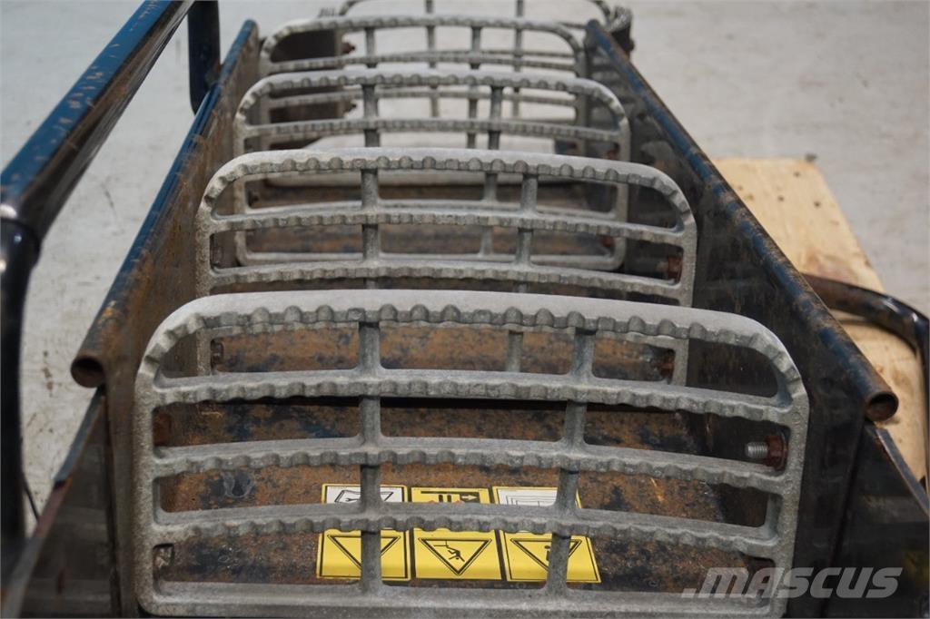 CASE 8010 Kmetijstvo - drugo