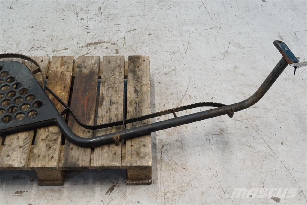 CASE 8010 Kmetijstvo - drugo