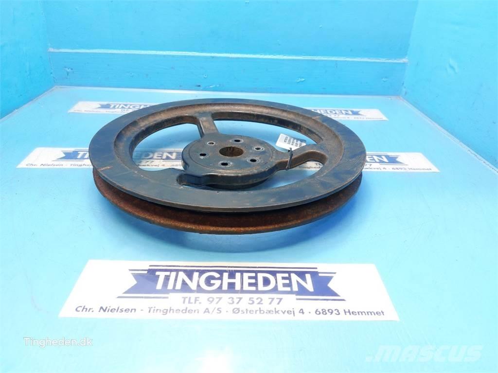 CASE 8010 Kmetijstvo - drugo