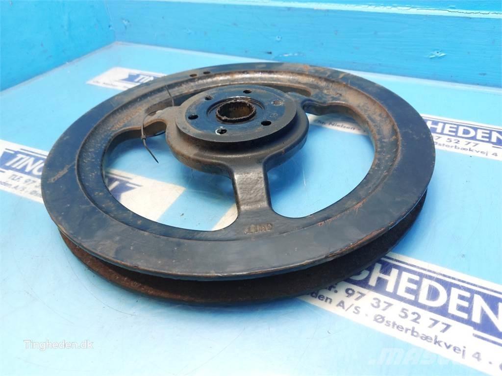 CASE 8010 Kmetijstvo - drugo