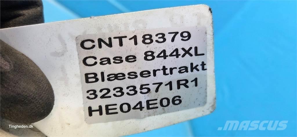 CASE 844XL Kabine in notranjost