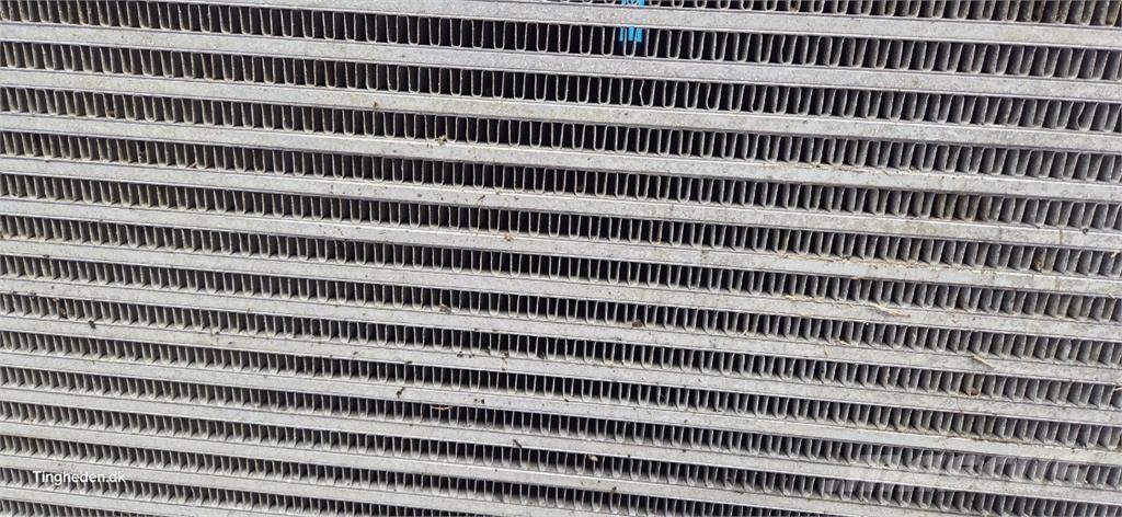 CASE 9240 Radiatorji