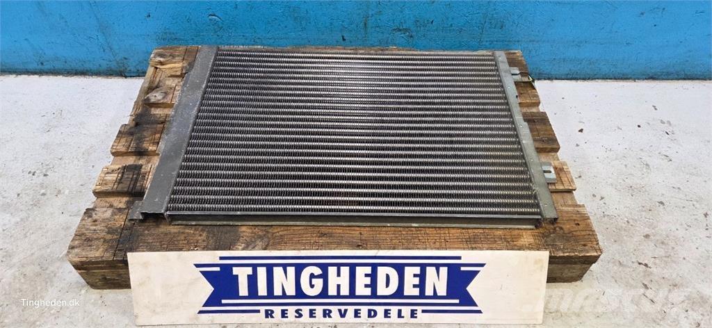 CASE 9240 Radiatorji