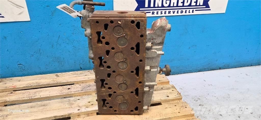 CASE D268 Motorji