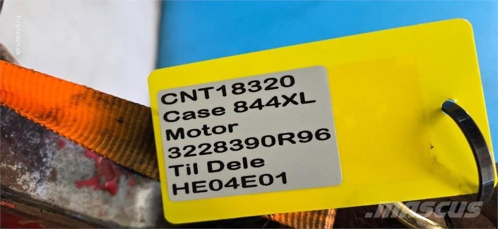 CASE D268 Motorji