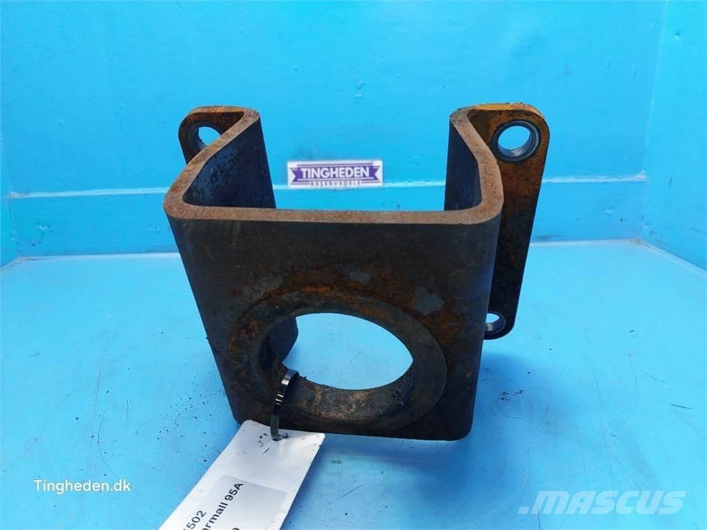 CASE Farmall 95A Kabine in notranjost