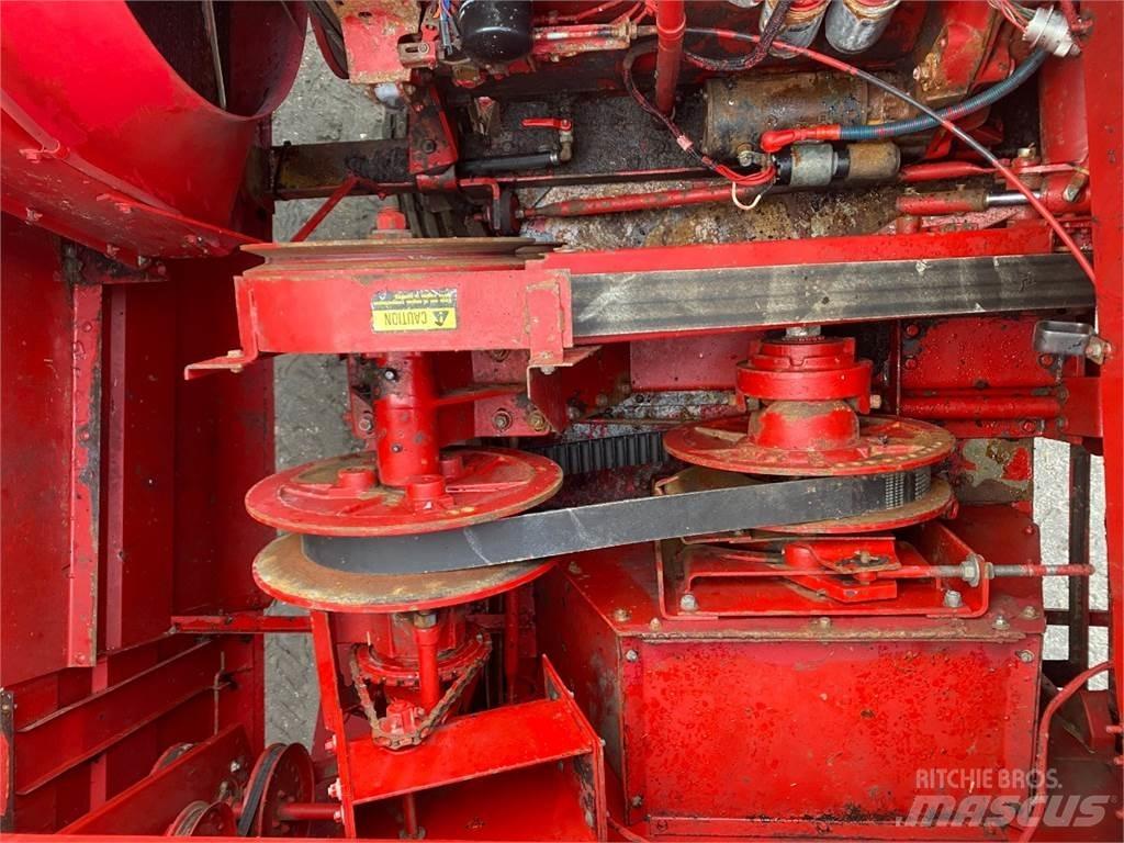 Case IH 1620 Kombajni