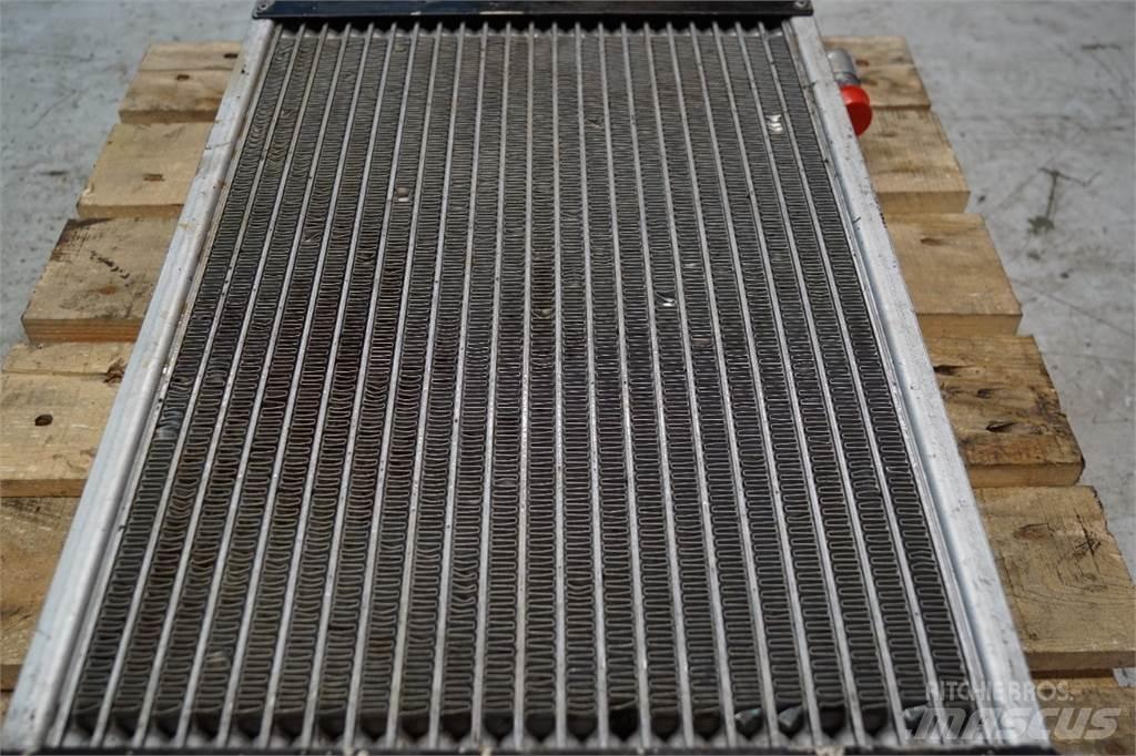 Case IH 621D Radiatorji