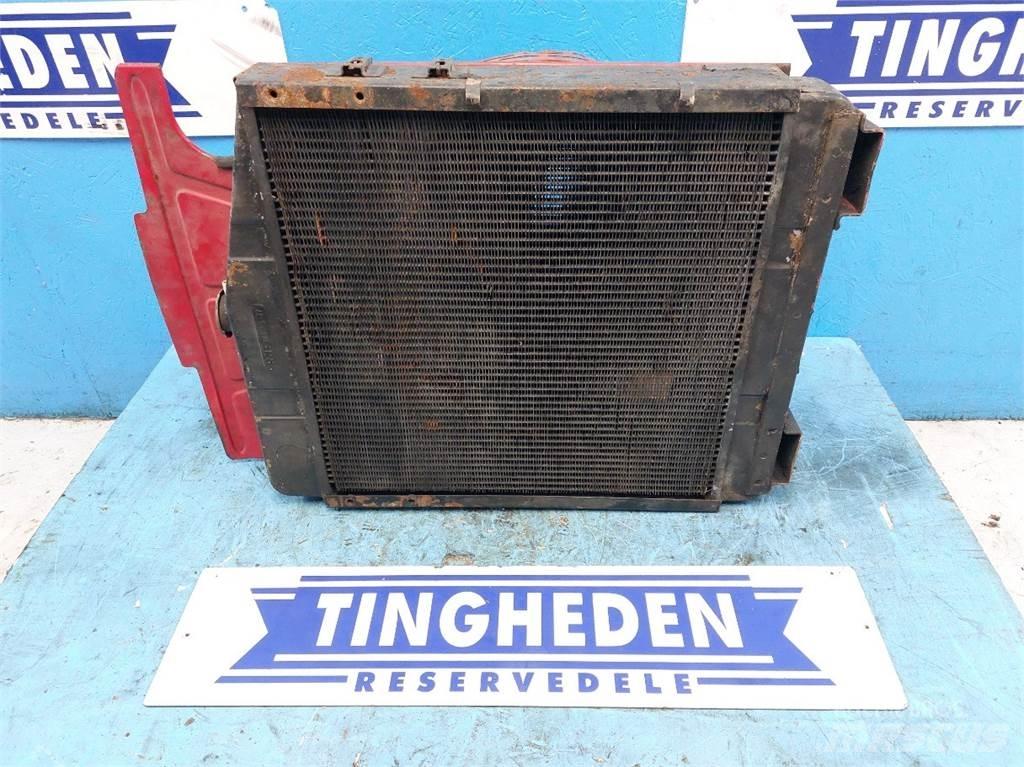 Case IH 744 Radiatorji