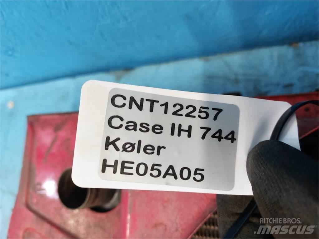 Case IH 744 Radiatorji
