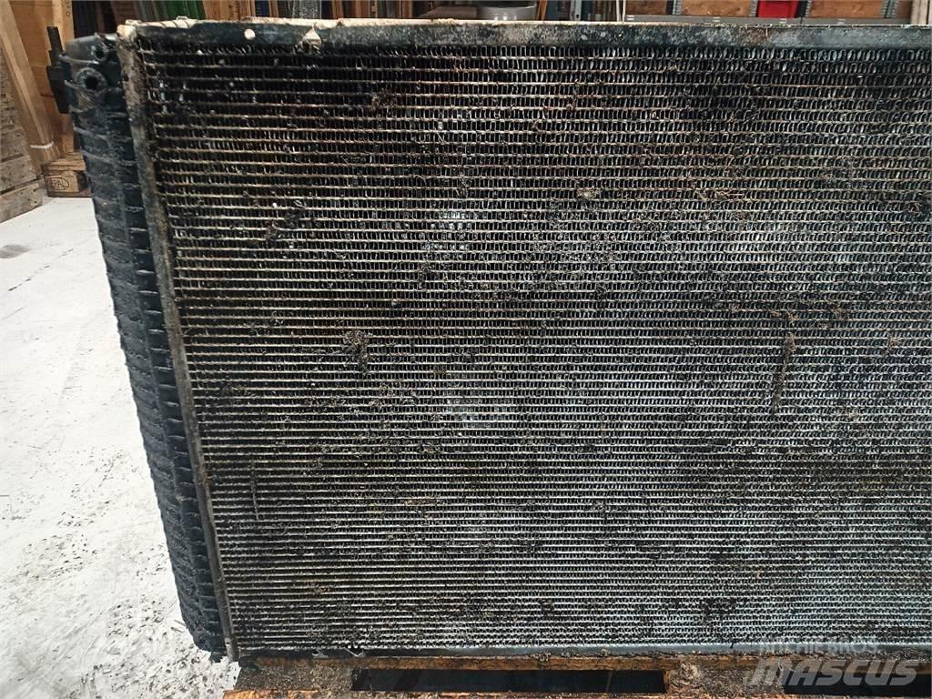 Case IH 8010 Radiatorji
