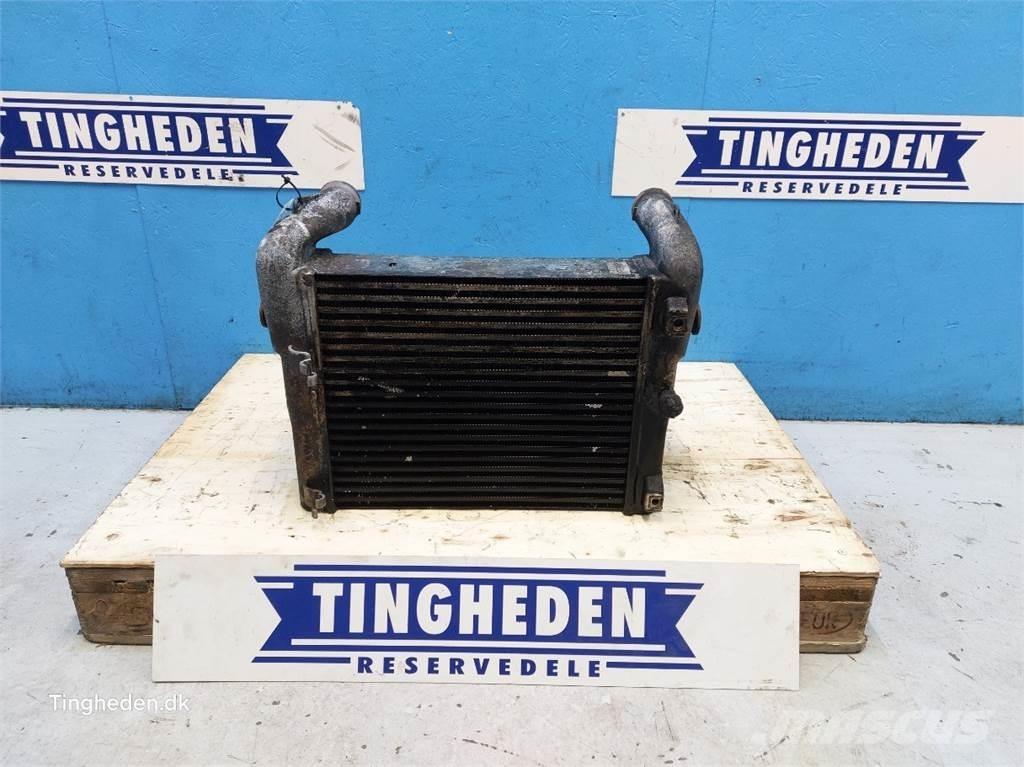 CASE Puma 185 Radiatorji